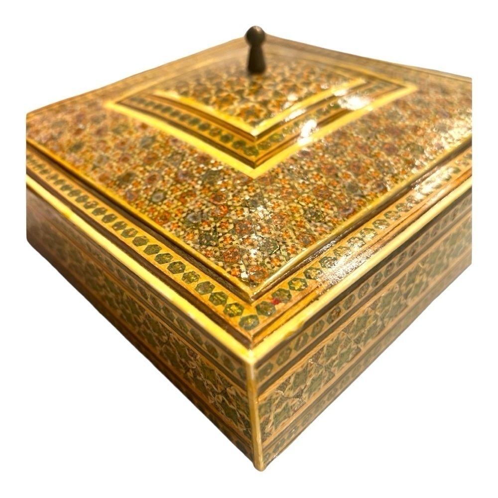 Vintage Intricate Micro Mosaic Lidded Box Velvet Lining Inlaid Marquetry